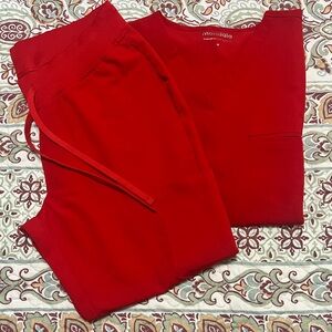 Mandala v neck top Medium and 9 pocket joggers Small Petite